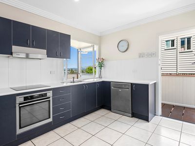 132 Seventeen Mile Rocks Road, Oxley