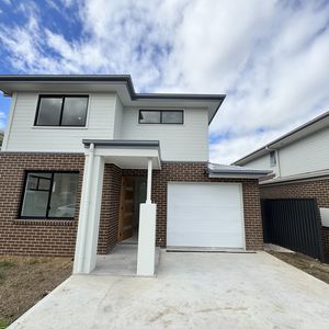 22 Starling Street
