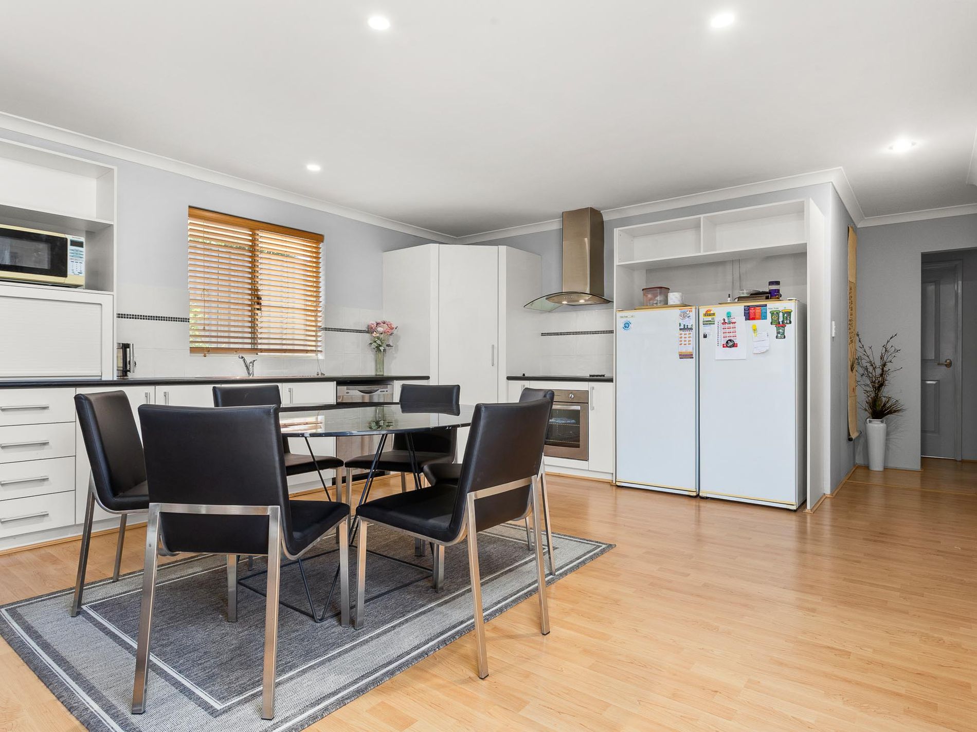 16 Garland Court, Kardinya