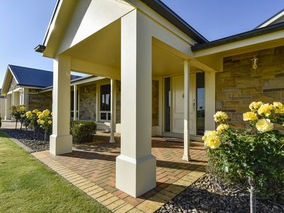 212 Wynham Road, Moorak