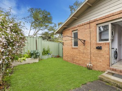 1 / 47 The Esplanade, Seymour