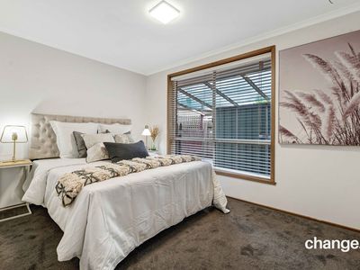 18 Pommel Crescent, Epping