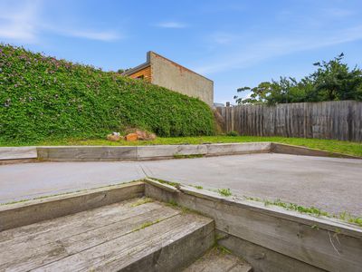 8 Fourth Avenue, Dodges Ferry