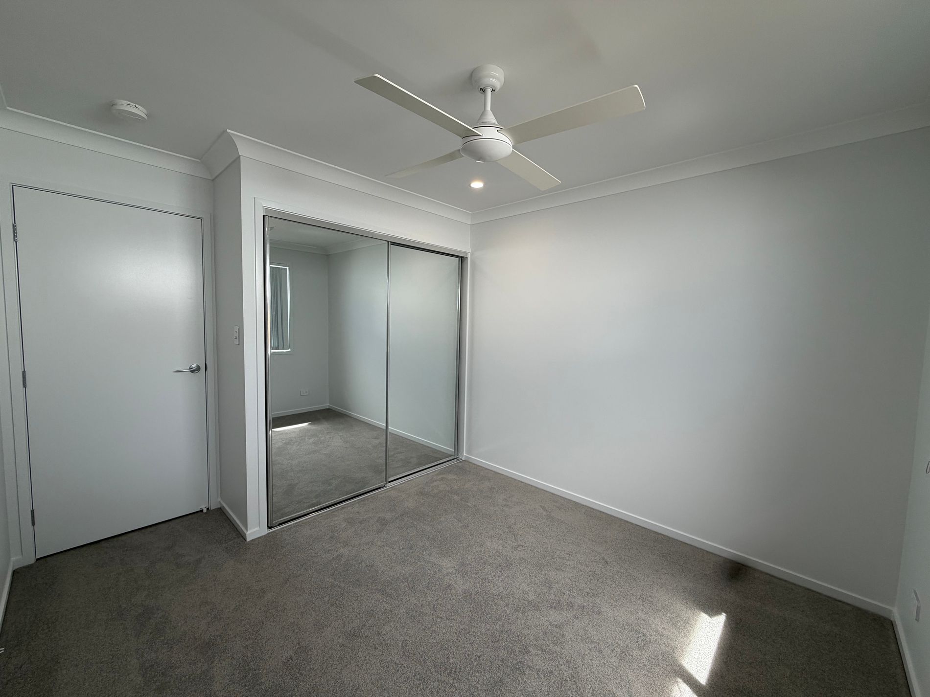 3 Grace Cl, White Rock