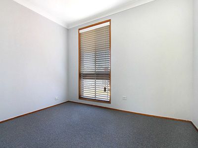 7 Moras Place, Lake Illawarra