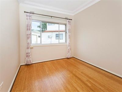 22 Ellengowan Crescent, Fairy Meadow