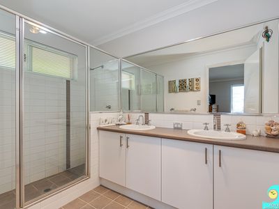 6 Jetty Loop, Yanchep