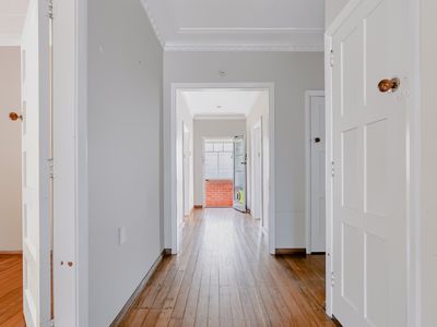56 Centennial Avenue, Milton