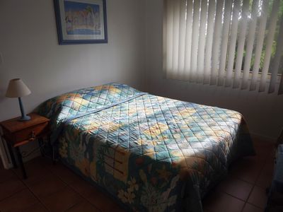 12 / 24 Beach Road, Cannonvale