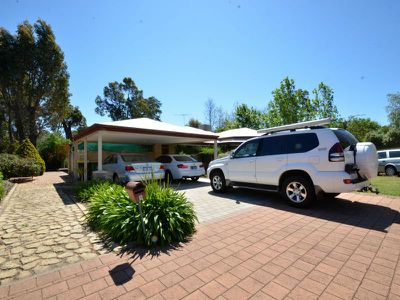 8 Gannon Glen, Mundaring