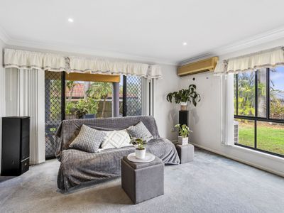 4 Paten Close, Birkdale