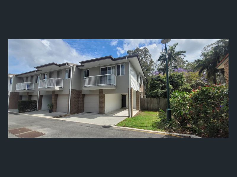 19 / 22 Yulia Street, Coombabah