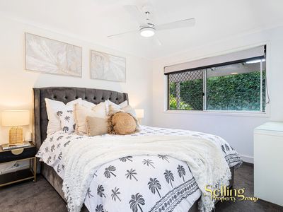 2 / 6 Brookside Road, Labrador