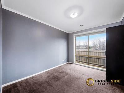 70 Storey Drive, Pakenham