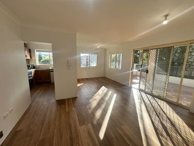 1 / 19 Blackett Street, North Wollongong