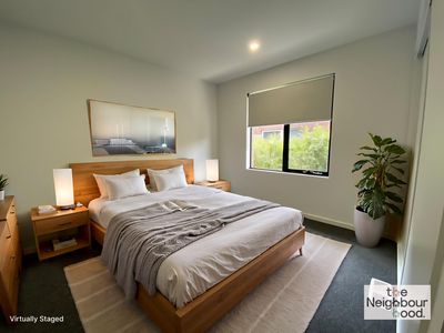 2 / 5 North Crescent, Heidelberg West
