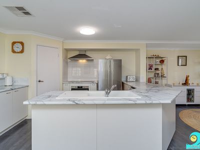 16 Wyperfeld Street, Yanchep