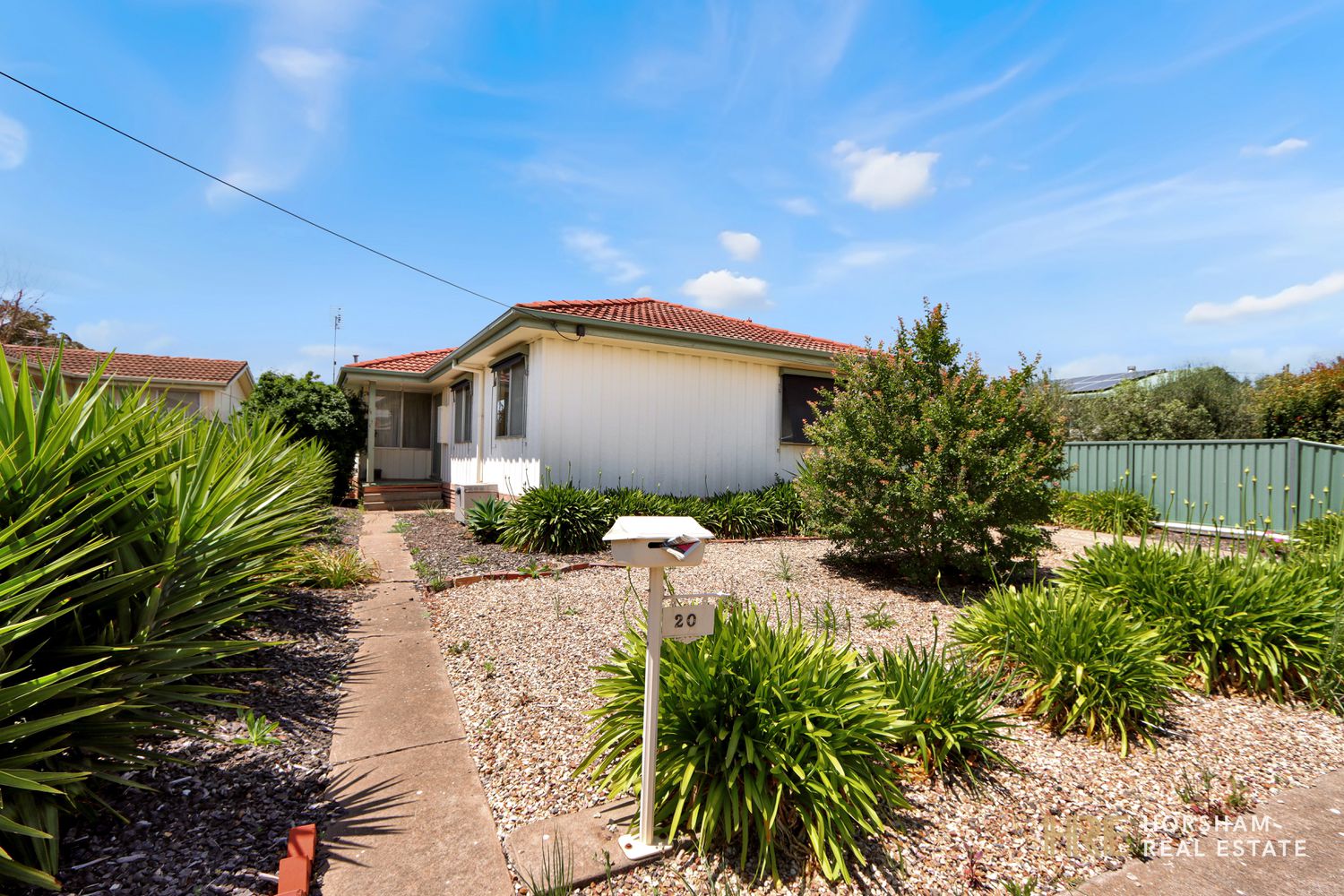 20 Felstead Avenue, Horsham