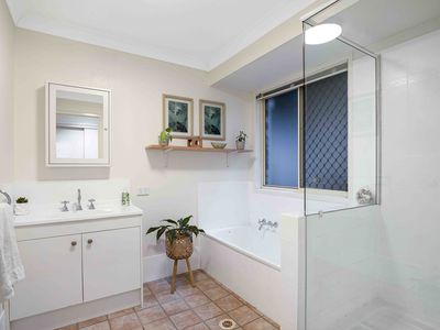 8 Ghost Gum Court, Albany Creek