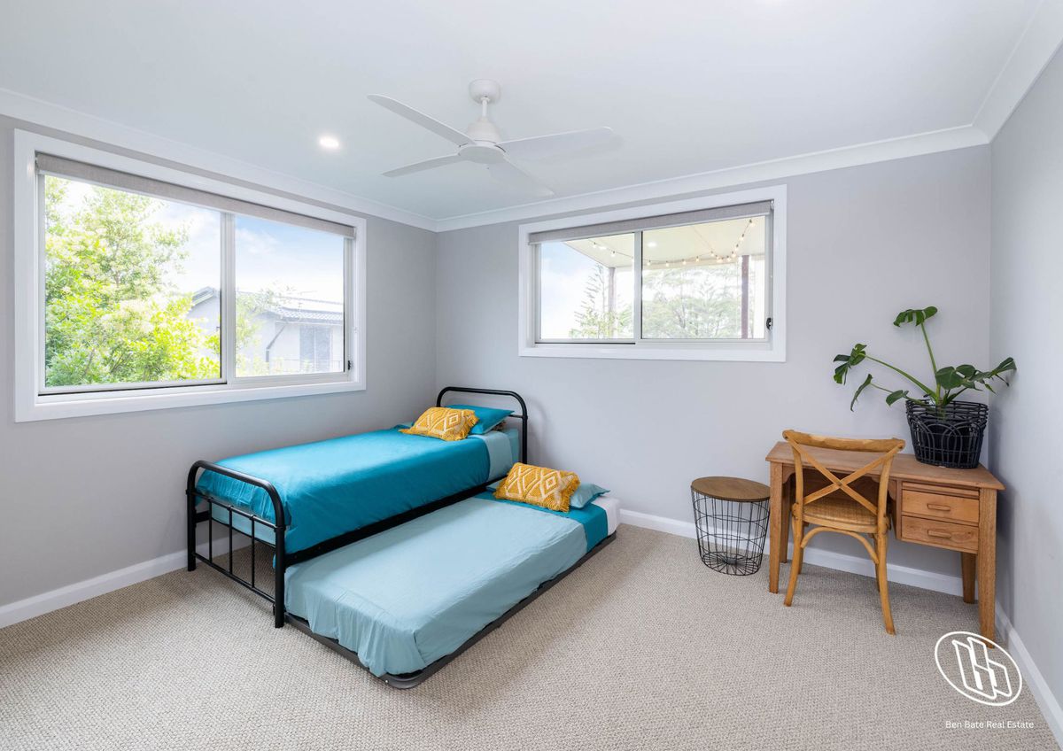 4 Yabbarra Drive, Dalmeny