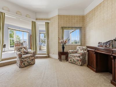 6 Tulloch Street, Newstead