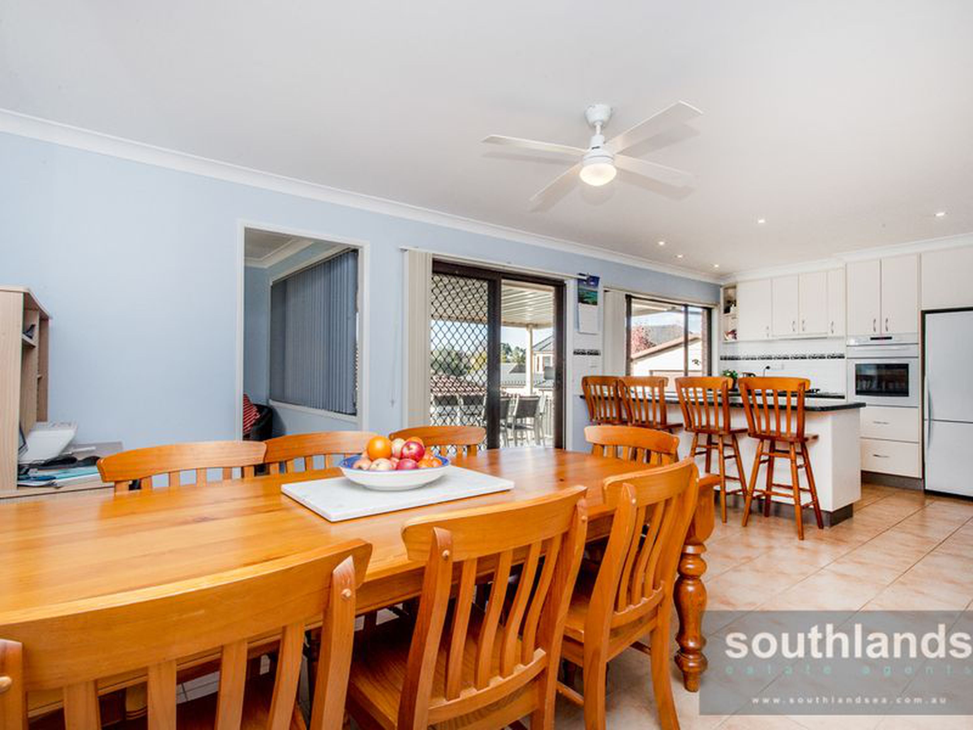 6 Morrel Place, KINGSWOOD