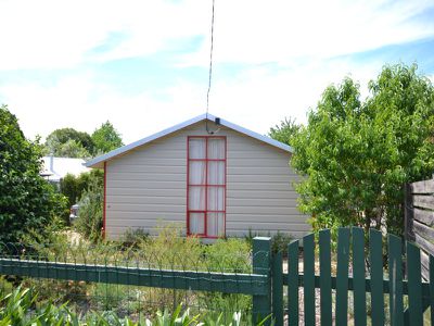 41 Freeburgh Avenue , Mount Beauty