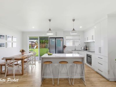 15 Thomas Street, West Mackay