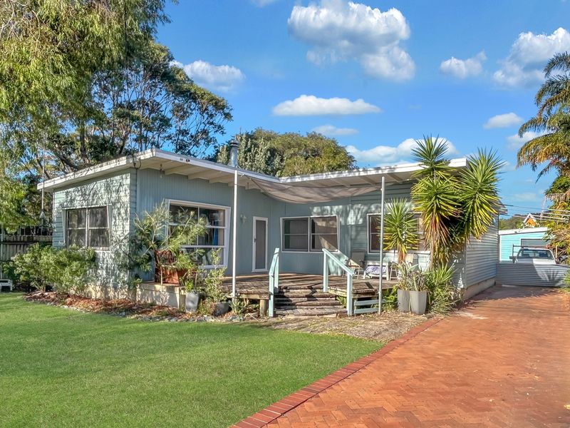 5 Field Street, Narooma