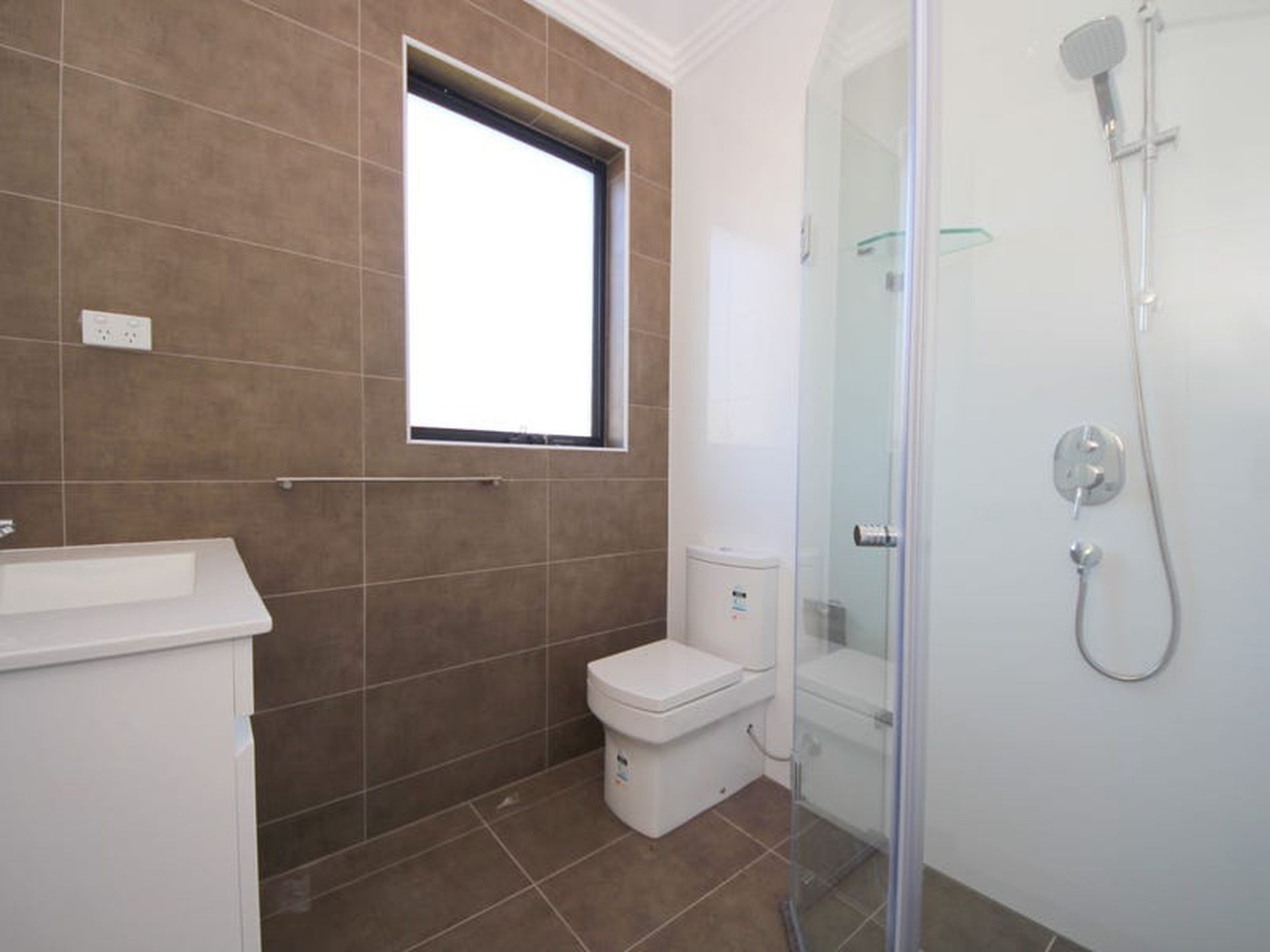 6 / 3 St Johns Avenue, Auburn