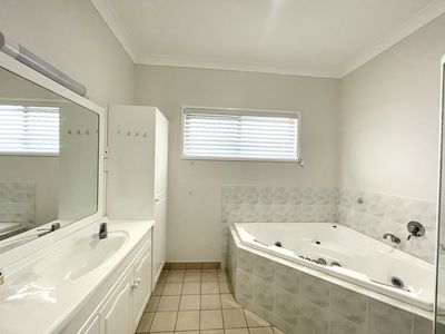 74 Garden Drive, Urangan