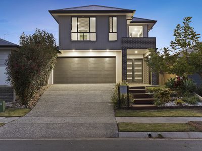 8 CULLIGAN WAY, Flagstone