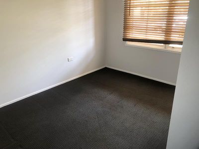 8 Sturt Street, Blayney