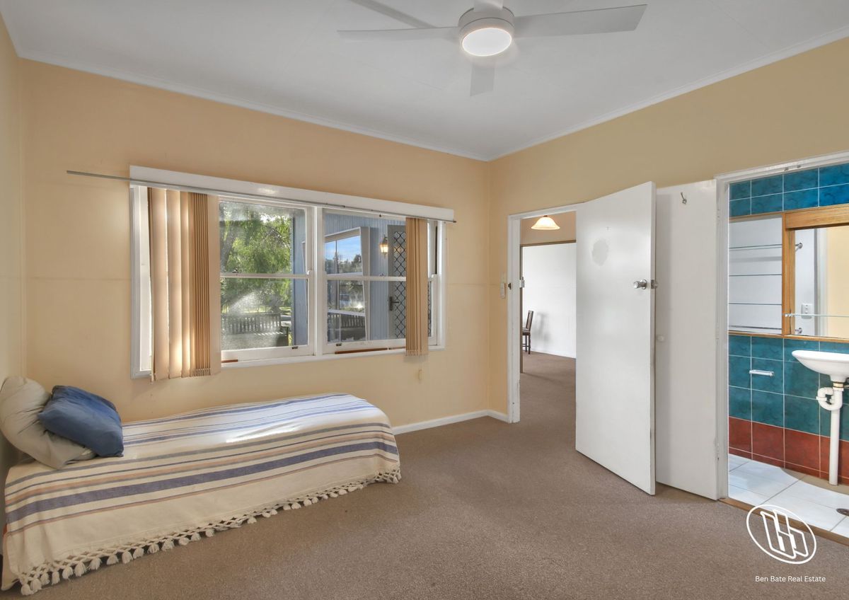 5 Field Street, Narooma
