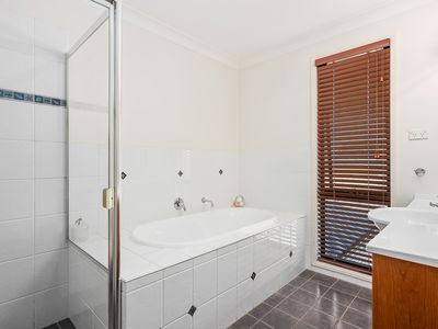 31 Cabernet Drive, Dapto