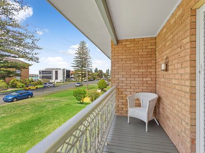 3 / 10 Wharf Street, Tuncurry