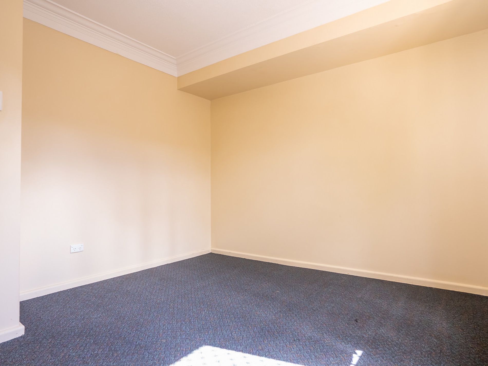 11 / 2 Scadden Road, South Hedland