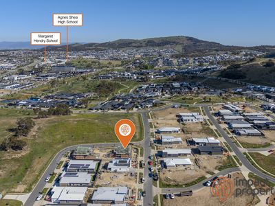 9 Minogue Street, Jacka