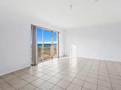 4 / 9 Surfside Drive, Port Kembla