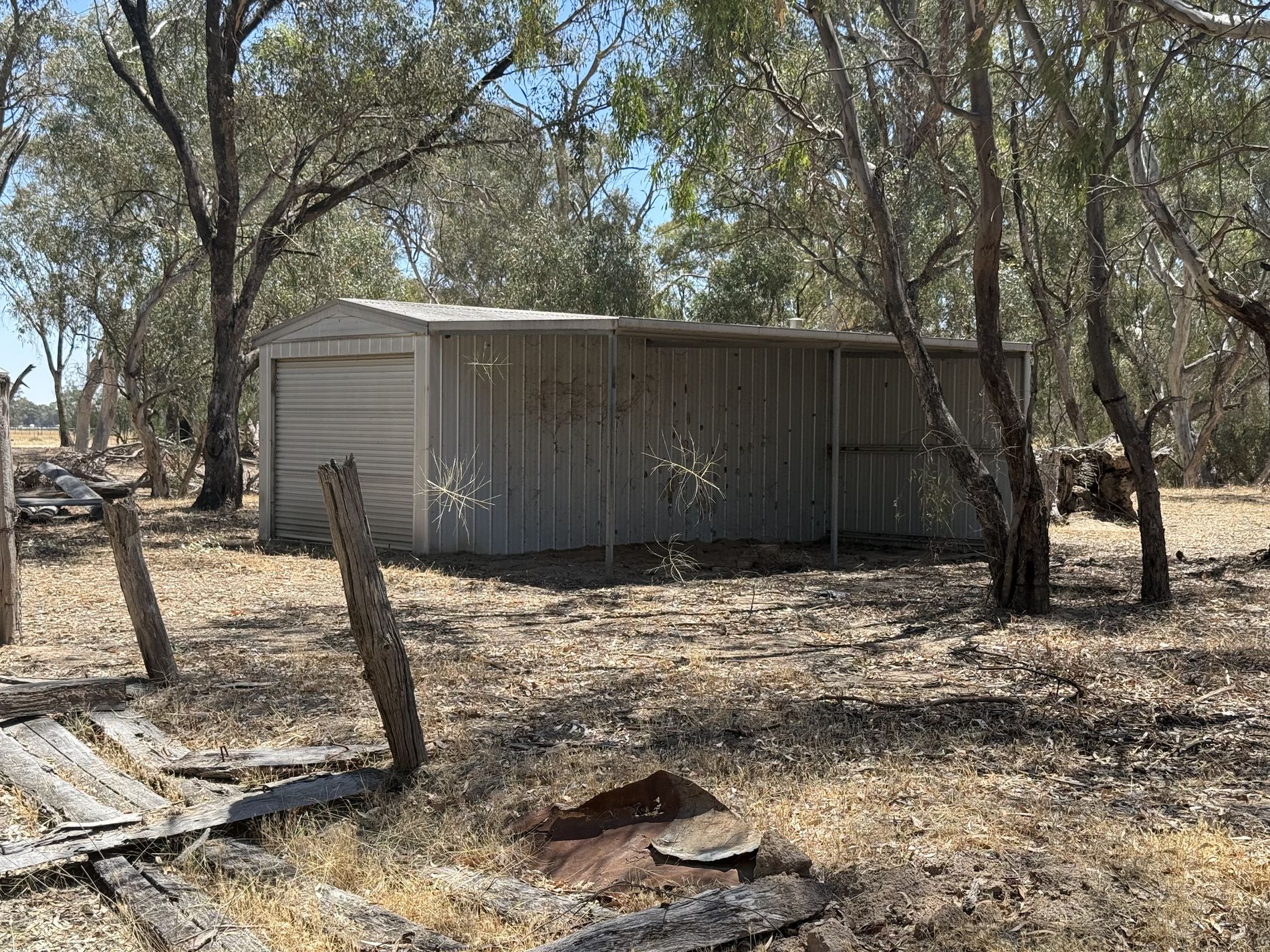 Cnr Clohessy Road and Escort Bridge Road, Norong