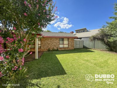 2 / 36 Windsor Parade, Dubbo
