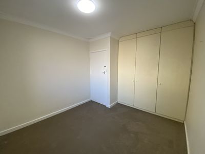 8 Barber Place, Riverton