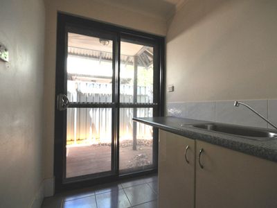 3 / 2 Phalarope Way, South Hedland