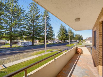 1 / 55 Beach Street, Tuncurry