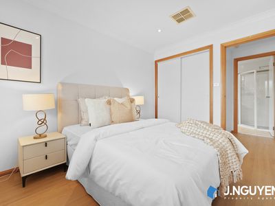 33B Harden Street, Canley Heights