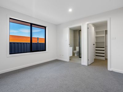 1 / 16 Connemara Close, Legana