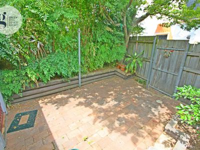 24 Trade Street, Newtown