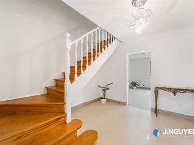 2 Drummoyne Crescent, St Johns Park