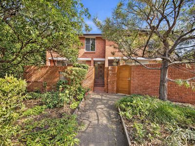 1 / 104 Burns Bay Road, Lane Cove