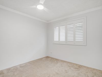 2 / 3 Robert Street, Labrador